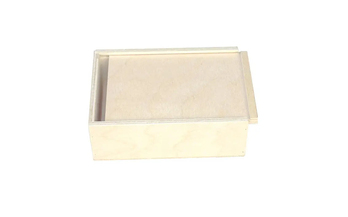 Beige holzbox mit schiebedeckel aus holz mit glatten flächen, ideal zum befüllen und gravieren 16 x 11 x 5 cm